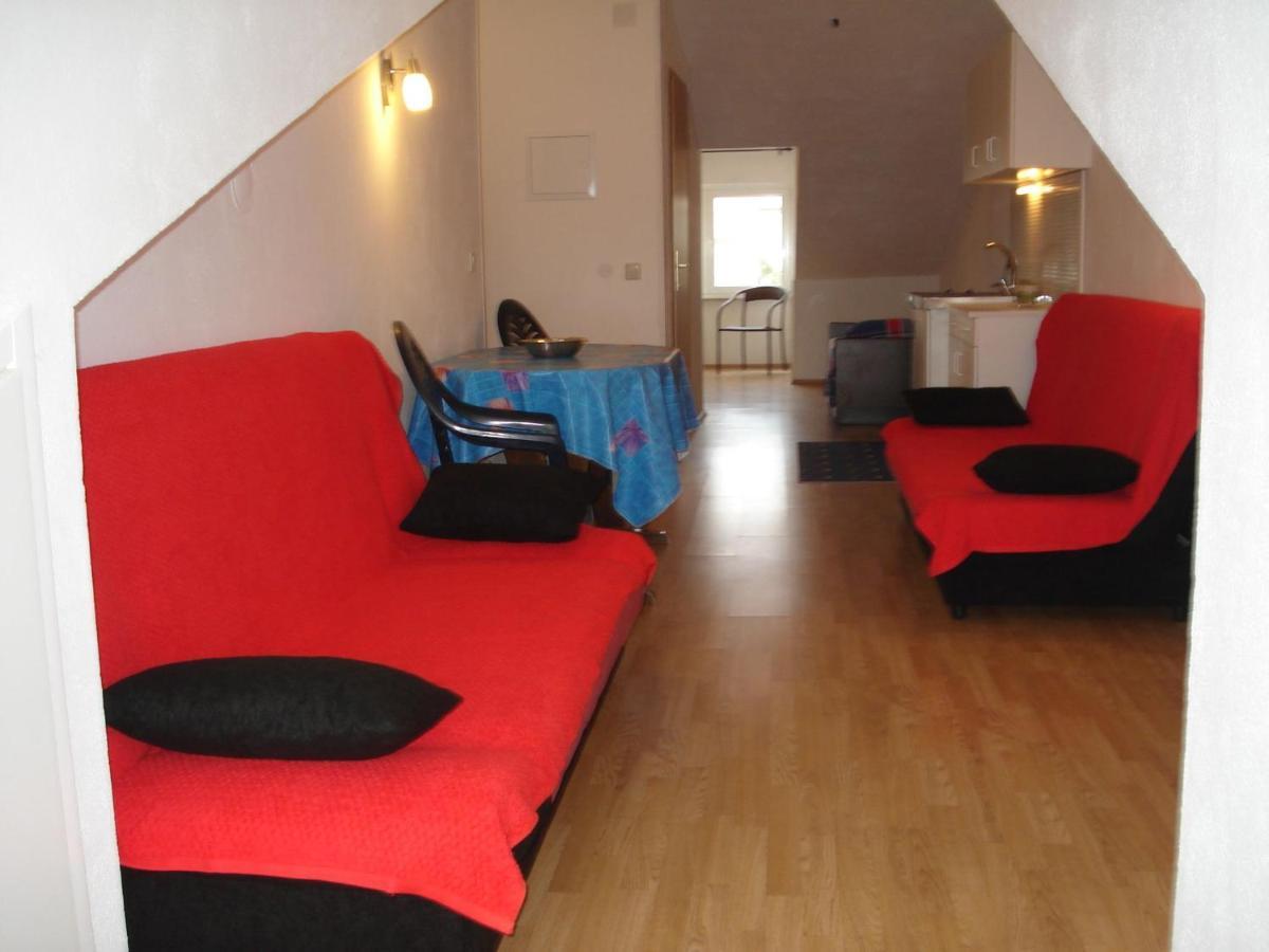 Apartments Villa Angela คิร์ก ห้อง รูปภาพ
