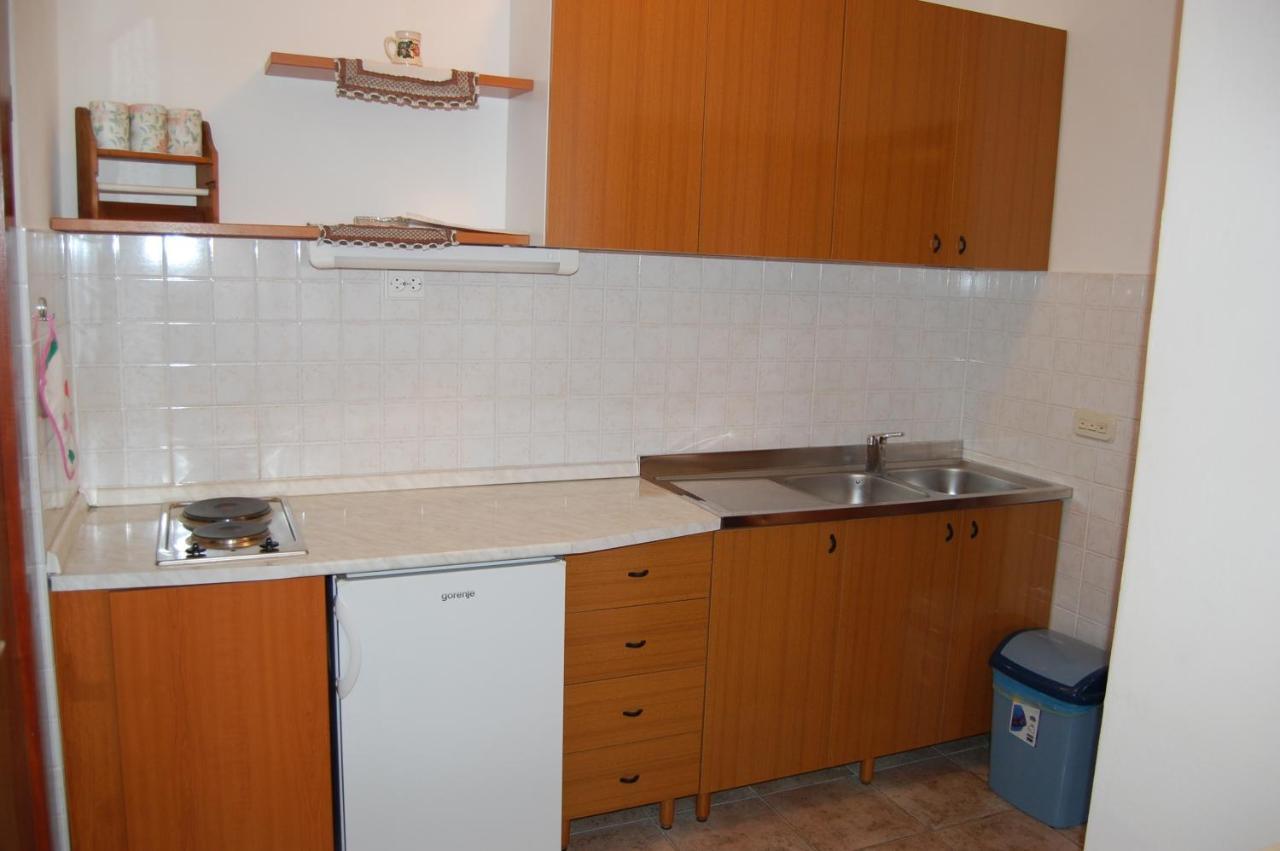 Apartments Villa Angela คิร์ก ห้อง รูปภาพ