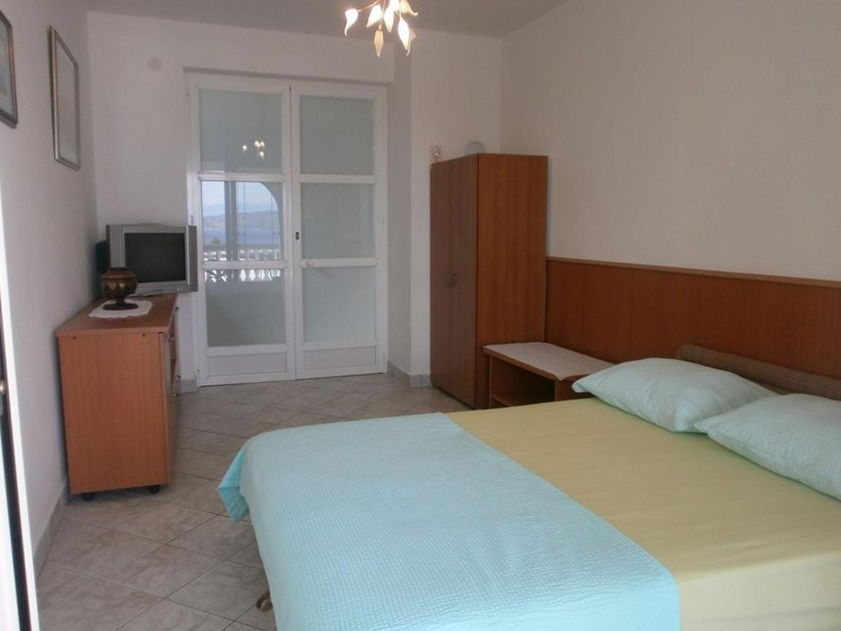 Apartments Villa Angela คิร์ก ห้อง รูปภาพ